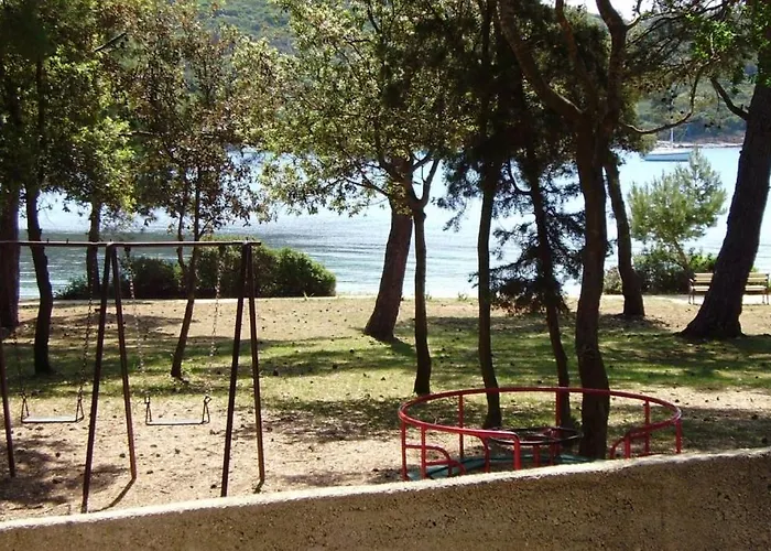 In With Terrace, Air Conditioning, Wifi, Washing Machine 4913-1 Apartman Mali Losinj