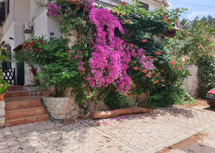 In With Terrace, Air Conditioning, Wifi, Washing Machine 4913-1 Lejlighed *